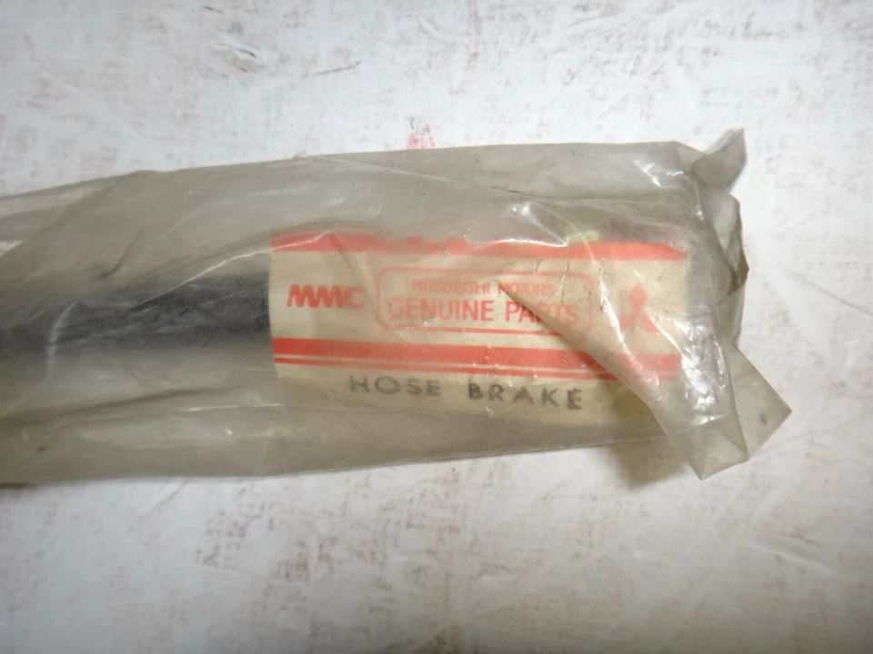 Manguera de freno Fr genuina para Mitsubishi Galant Eclipse Sebring Dodge Avenger Talon Foto 1 de 1