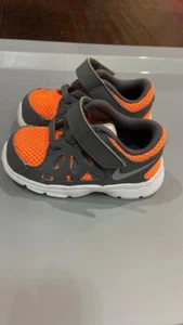 Toddler Boys Nike Shoes size 5c - Picture 1 of 3