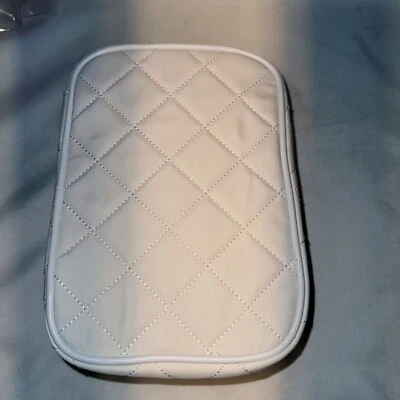 Planificador de color crema Trish Mcevoy Foto 1 de 4