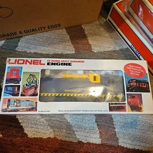 Lionel 6-8154 O Gauge Alaska SW-1 Diesel Switcher and 6-16523 Caboose.New In Box - Picture 1 of 5