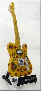 TERRY KATH Miniature  Guitar Replica CHICAGO w/ Guitar Pick - Picture 1 of 2
