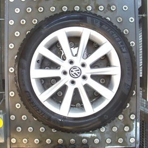 Original VW Passat B8 3G  Winterkompletträder Pirelli 215/55 R17 94H - Bild 1 von 5