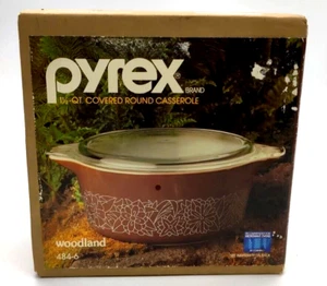Cazuela redonda cubierta vintage Pyrex 1 1/2 qt bosque 484-6 Corning nuevo de lote antiguo - Imagen 1 de 4