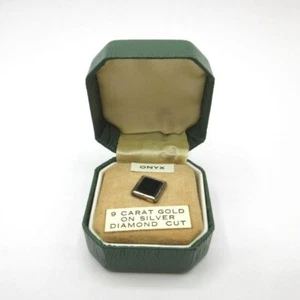 Art Deco 9 Carat Gold on Silver Diamond Cut Onyx Tie Pin Boxed - Picture 1 of 8