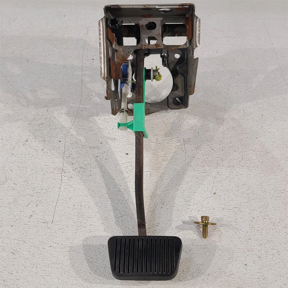 Conjunto de pedal de freno Mustang Auto Trans 99-04 AA7028 Foto 1 de 4