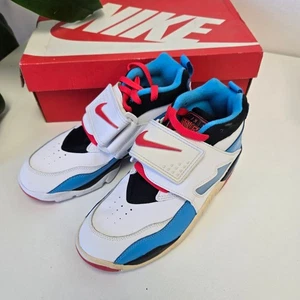 Nike Air Diamond Turf 2 09 Boys Size 6Y Blue Red White Sneakers 407911-101 - Picture 1 of 8