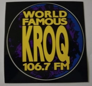 KROQ 106.7 World Famoso Nueva Pegatina muy rara coleccionable años 90 - Imagen 1 de 1