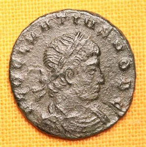 Ancient Roman Delmatius Bronze Coin, AE4 - Picture 1 of 2