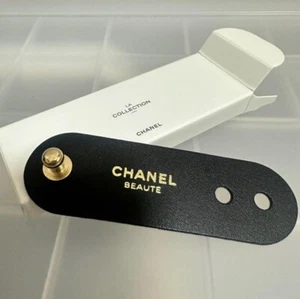 LIMITED CHANEL LA COLLECTION JAPAN Novelty cord clip cable holder NEW w/box - Afbeelding 1 van 3