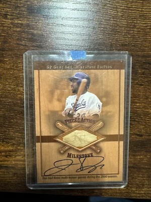 2001 SP Game Bat Edition Milestone - Auto Jermaine Dye  (MEM AU) - Image 1 of 4