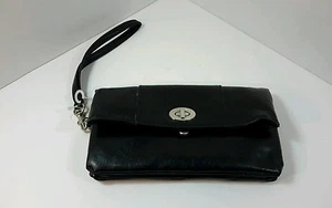 Black Wristlet Turn Clasp Snap Enclosure Zippered Pocket  PVC Bolsa De Mano - Picture 1 of 12