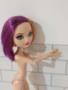 Ever After High Through The Woods Poppy O’Hair Daughter Of Rapunzel Nude 3+ Girl - Picture 1 of 10
