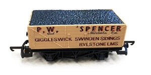 "Lima P W Spencer OO Gauge 7 Plank Open Wagon w/ Load – VGC – Unboxed – Rare" - Picture 1 of 2