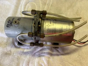 🚙 94 95 96 JAGUAR XJ S XJS CONVERTIBLE TOP UPPER ROOF PUMP MOTOR USED HXA8200AA - Picture 1 of 10