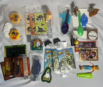 Gran Lote de 34 Piezas De Cereales Desayuno Vintage Premiums Años 90’s-2000’s. Foto 1 de 4