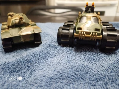 Stompers пара 1980 Винтажный Армейский Танк И Водяной Демон Грузовик Б/у Без Коробки  - Изображение 1 из 4