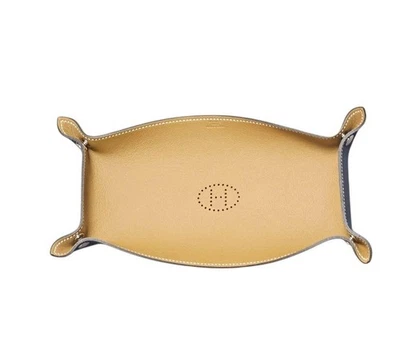 Hermes  Videpoches  tray Leather   plate  10.4" x5.3"   beige x black - Image 1 of 4