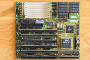 486 Vesa Local BUS / VLB Motherboard | PCChips M4xx P60-4077A Intel 486SX 33MHz - Bild 1 von 5