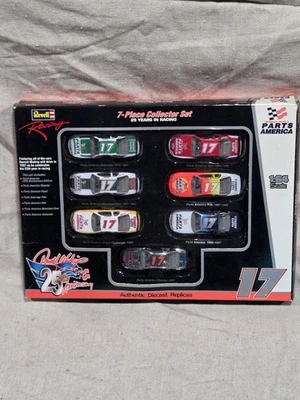 Revell Racing #17 1997 Darrell Waltrip 25 aniversario conjunto de coleccionista de 7 piezas Foto 1 de 4