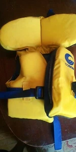 Connely 2T 24 Month Life Vest  - Picture 1 of 3
