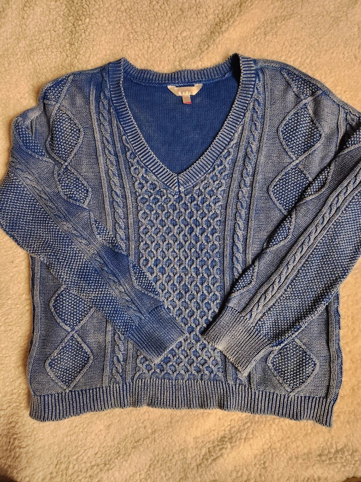 Ladies XLARGE (15/17) 100% Cotton White Washed Blue V-neck Cropped Sweater New - Image 1 of 1