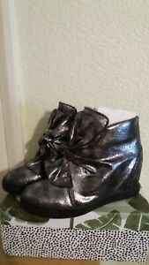 CHARCOAL METALLIC PEWTER FAUX LEATHER TRAINER ANKLE BOOTS  HIDDEN WEDGE 5 38 NEW