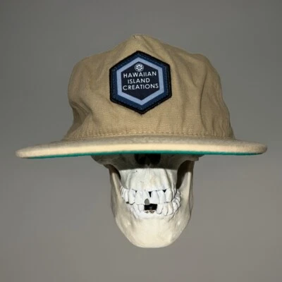 Hawaiian Island Creations Sombrero de Surf Hawaii Tablas de Surf Gorra HIC Surf Bronceado Foto 1 de 4