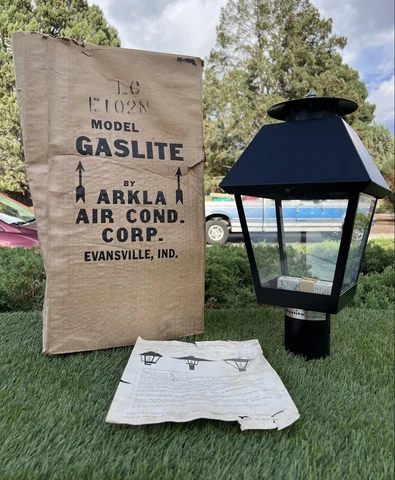 Vintage NEW ARKLA Gaslite Lantern New Mantle Glass Globe MCM Mid Century Modern Cover