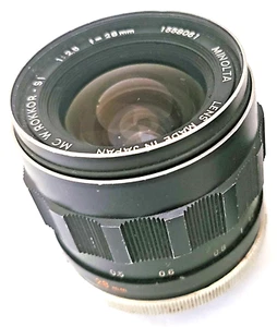 MINOLTA MC W.ROKKOR-SI 28mm F/2.5 Lens VG No. 1558061 - Picture 1 of 7