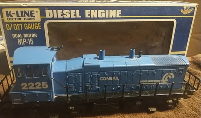 K-Line - Conrail MP-15 Diesel Locomotive - O/027 Gauge - #2225 - Image 1 of 4