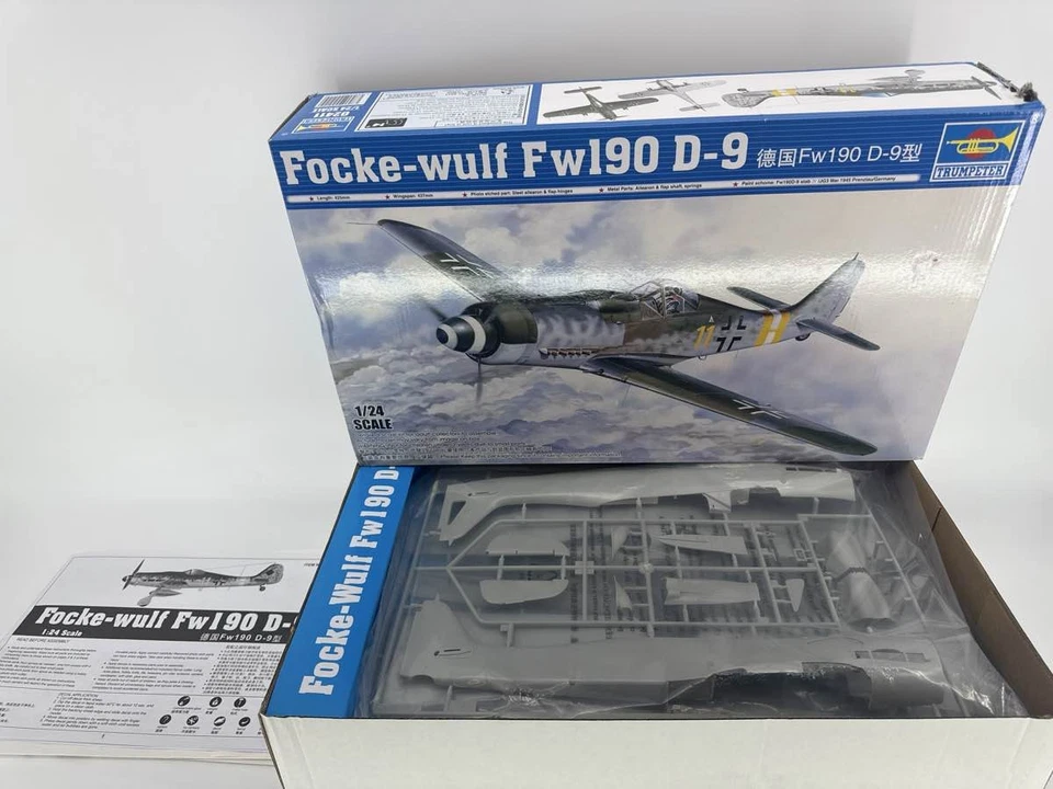 Trompetista Focke-Wulf Fw190 D-9 1/24 Kit Modelo de Caza Alemán Foto 1 de 4