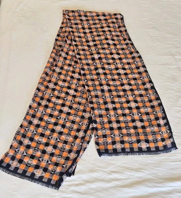LOUIS VUITTON Bufanda con flecos Estola/Chal Algodón Naranja/Azul Foto 1 de 4