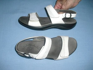 SAS Nudu Tripod Comfort Leather Sandals Women’s Size 8.5 M White - Picture 1 of 4