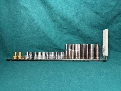 20 PC USA Craftsman 1/4" SAE Drive Socket Set w/Steel Socket Rail-Deep/Standard - Image 1 of 4