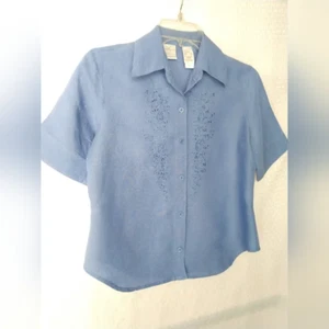 Emma James Petite Top Shirt Floral Embroidered Short Sleeve Blue Petite Small PS - Picture 1 of 4