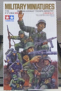 Tropas de asalto alemanas (infantería) TAMIYA Kit # 35030 Kit de plástico 1:35 - Imagen 1 de 3