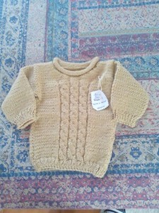 jerseys de lana hechos a mano para niñas