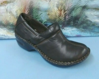 Merona Nurse Women's  brown Clogs Slip On Shoes SIZE US 7  - Image 1 of 4