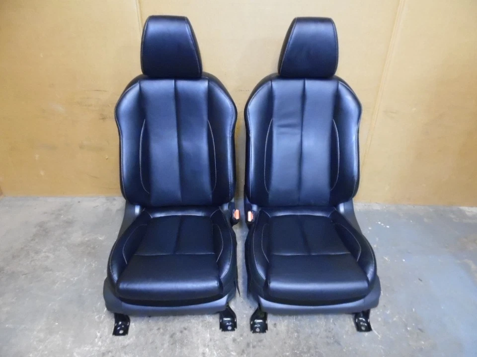 Asientos con canastilla eléctrica de cuero delanteros cruzados Mitsubishi Eclipse 2024 diestros y diestros negros OEM Foto 1 de 4