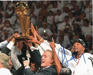 MIAMI HEAT RASHARD LEWIS SIGNED CHAMPIONSHIP TROPHY 8X10 - Picture 1 of 1