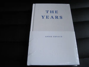 ANNIE ERNAUX SIGNED - THE YEARS LIMITED NUMBERED FITZCARRALDO EDITIONS NOBEL NEW - Imagen 1 de 9