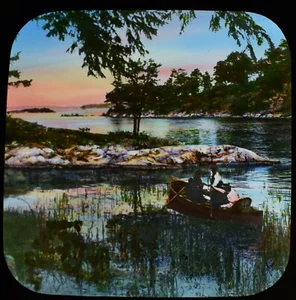 Magic Lantern Slide EDWARDIANS BOATING ON LAKE C1910 PHOTO CANADA ONTARIO ? - Picture 1 of 2
