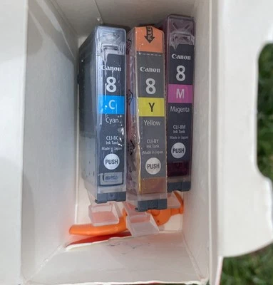 Cartuchos de tinta CANON cian, magenta, amarillo paquete de 3 en caja abierta con amarillo nuevo Foto 1 de 4