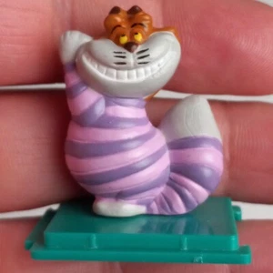 Disney Alice in Wonderland Cheshire Cat Small PVC Figure On Plastic Base - Picture 1 of 7
