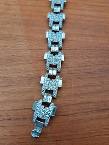 Beautiful vtg art deco Trifari clear rhinestone silver Tone bracelet - Picture 1 of 6