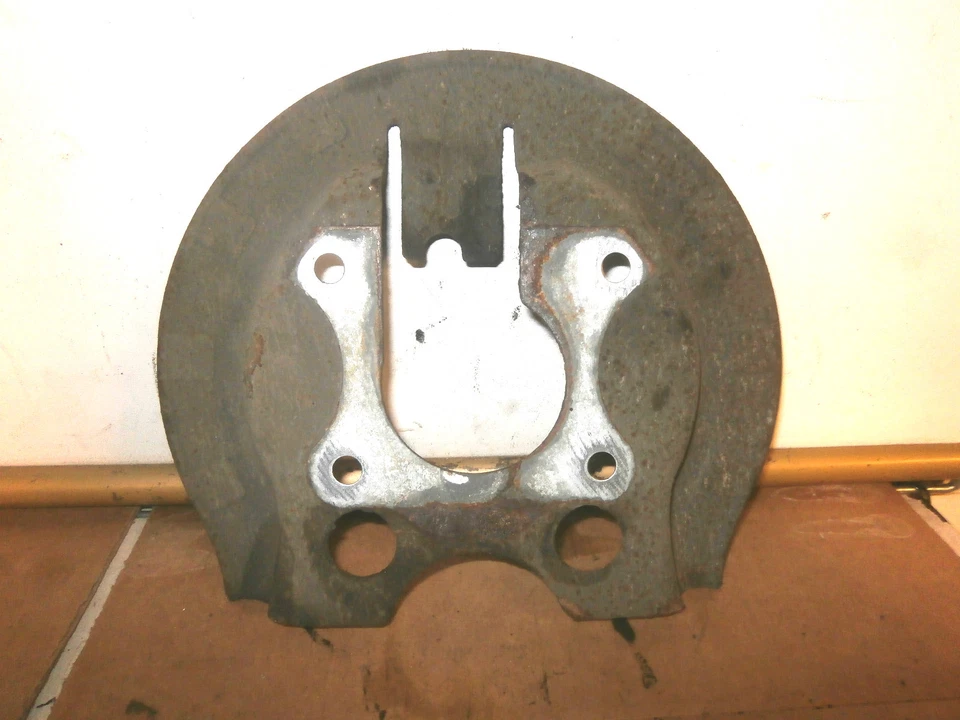 PEUGEOT 307 2001-2007 HATCH REAR HUB DISC GUARD BACKING PLATE ONLY - Image 1 of 1