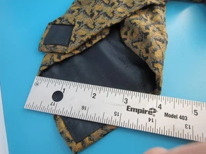 Corbata Giorgio Armani Jacquard de seda dorada geométrica hecha en Italia para hombre - Imagen 1 de 3