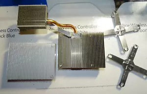 Xbox 360 Blanco PHAT Metal *Ambas GPU* Doble Disipador de Calor x2 con Doble Abrazadera X-Bueno - Imagen 1 de 12