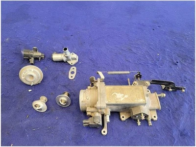 1996-1998 Ford Mustang GT 4.6L SOHC Throttle Body Upper Intake Parts 2746 — 第 1/4 张图片
