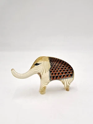 Vintage Abraham Palatnik Mid-Century Op Art Lucite Elephant Sculpture - Image 1 of 4